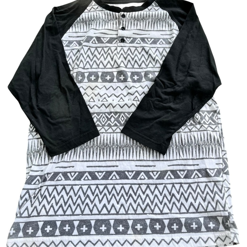 Empyre Surplus Monochrome Graphic Raglan Tee 3/4 Length Sleeves Mens Size Large
